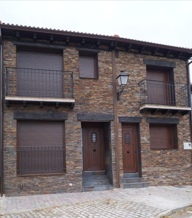شقة Puente Viejo De Buitrago Casa Enebro بويتراغو ديل لوزويا المظهر الخارجي الصورة